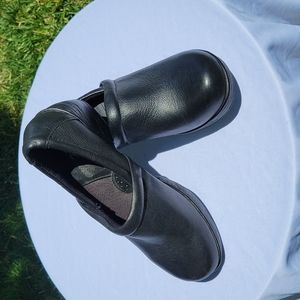 BOC Black leather clogs